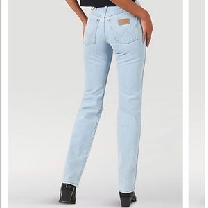 NWT Wrangler Cowboy Cut Slim Fit